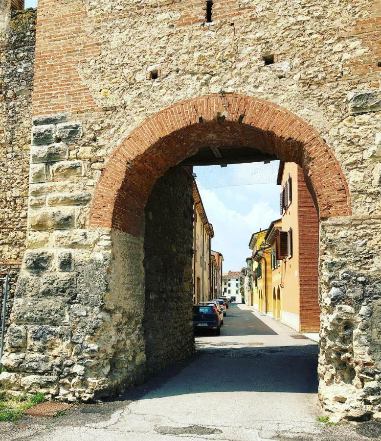 Locanda Lo Scudo Soave  Exterior photo
